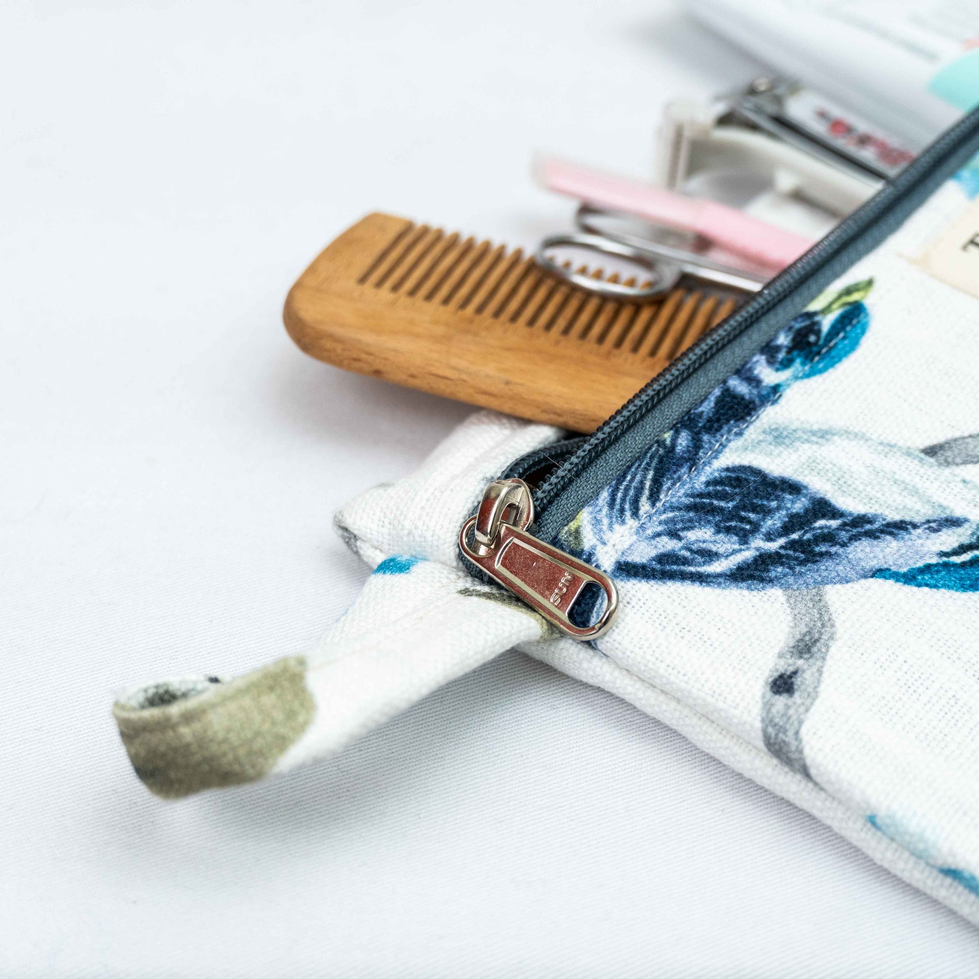 Avian Elegance Pouch - Chandigarh First