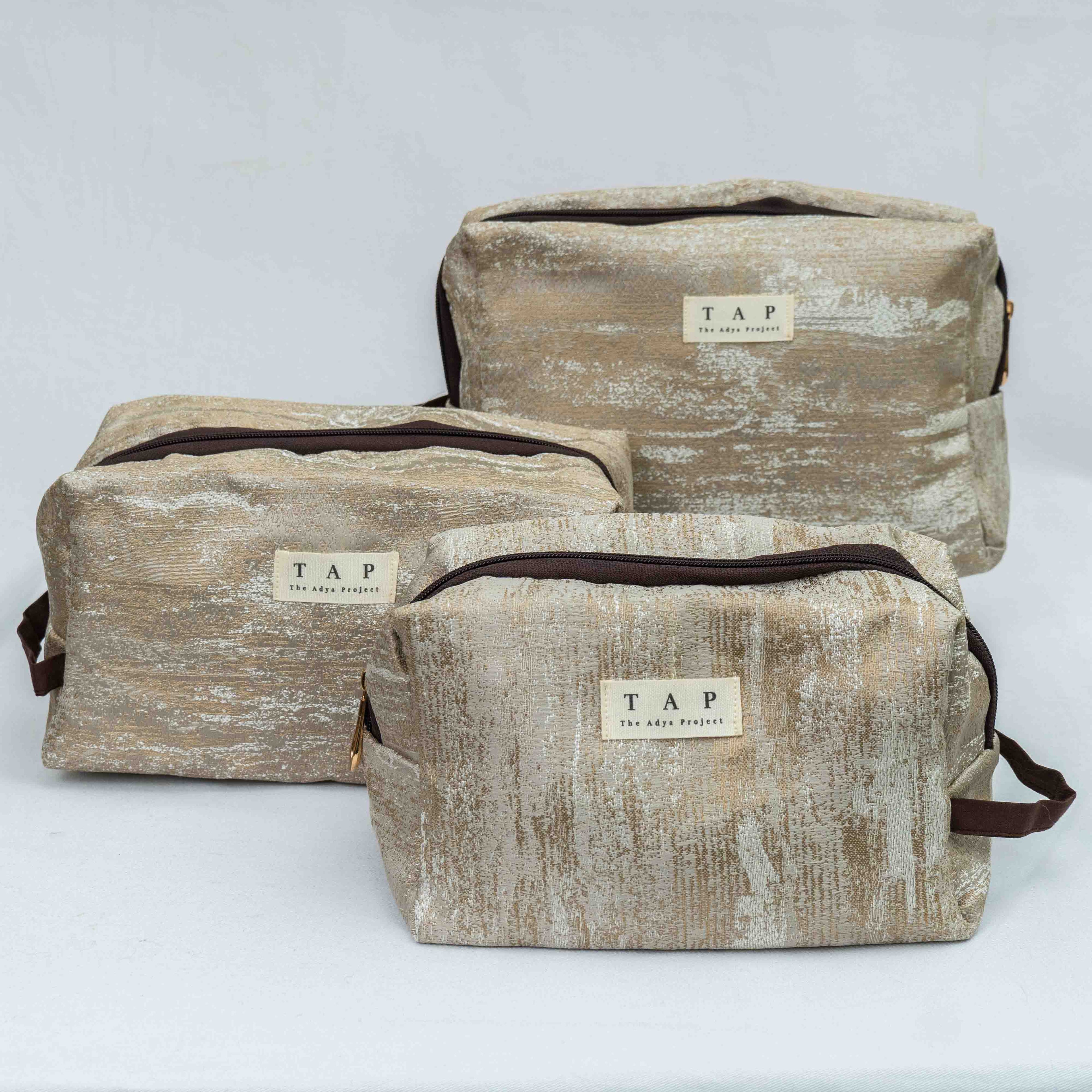 Gilded Drapes Travel Kit